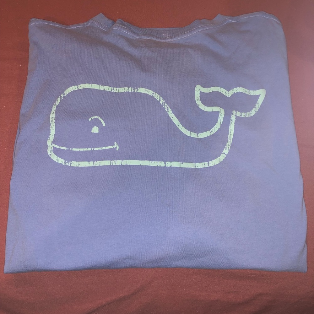 Mens XL Vineyard Vines Long Sleeve T shirt, small stain on front.